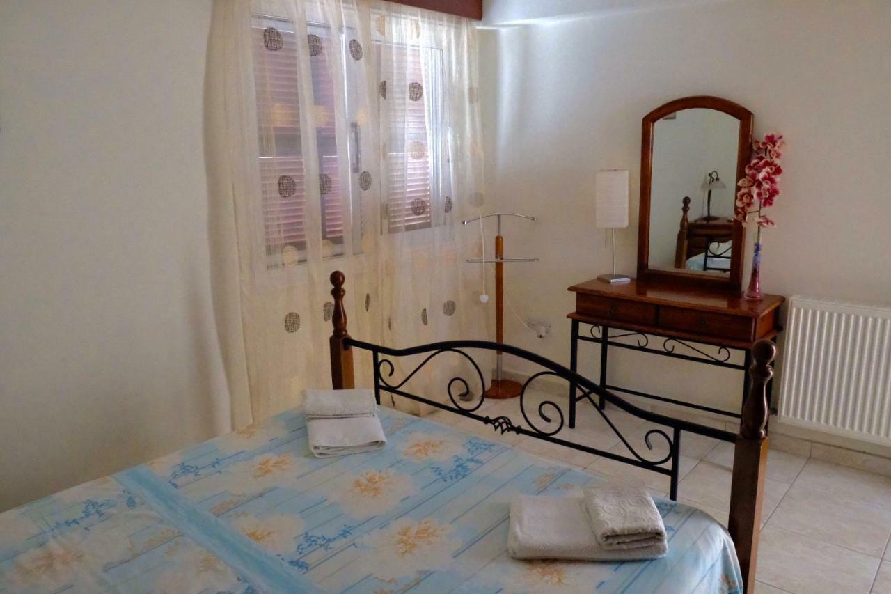 Villa On The First Line Peyia Esterno foto